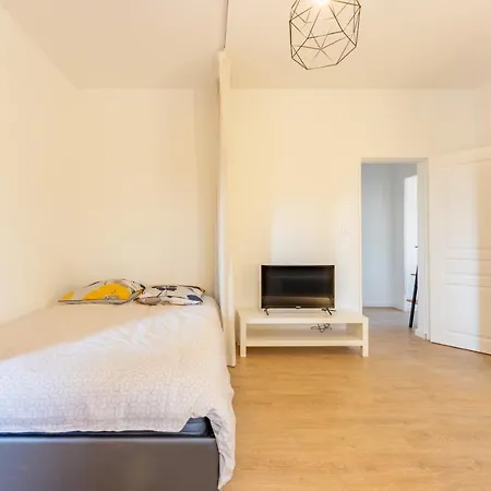 Le Toit Terrasse Proche Commodites Parking Facile * كاسلسارازين