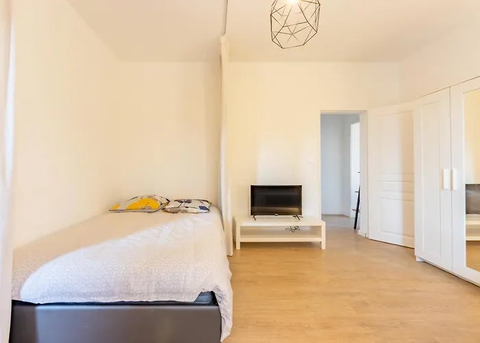 Le Toit Terrasse Proche Commodites Parking Facile * كاسلسارازين